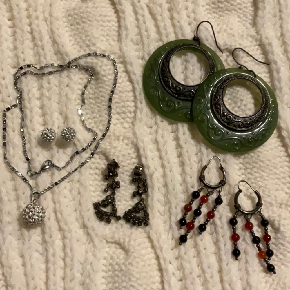 Fashion Jewelries